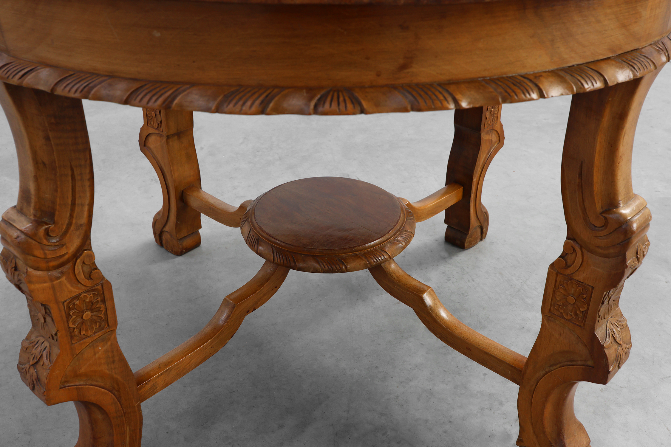 Renaissance‑Style Round Walnut Coffee Table, France &ndash; Late 19th Centurythumbnail
